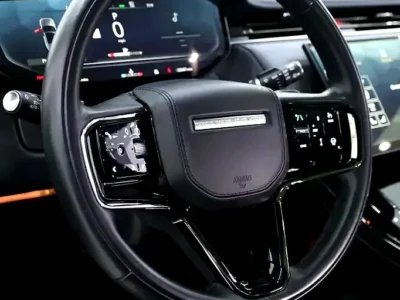 2024 Land Rover Range Rover Sport HSE Dynamic 3.0-L 6-cylinder Engine White Black SUV