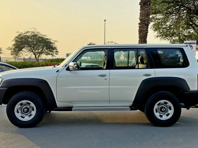 2023 Nissan Patrol Safari GL 4.8 Liters 6-cylinder Petrol Engine White Grey SUV GCC