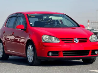 2004 Volkswagen Golf GT 2.0 Litres Inline-4 Cylinder Petrol Engine Red Black Hatchback