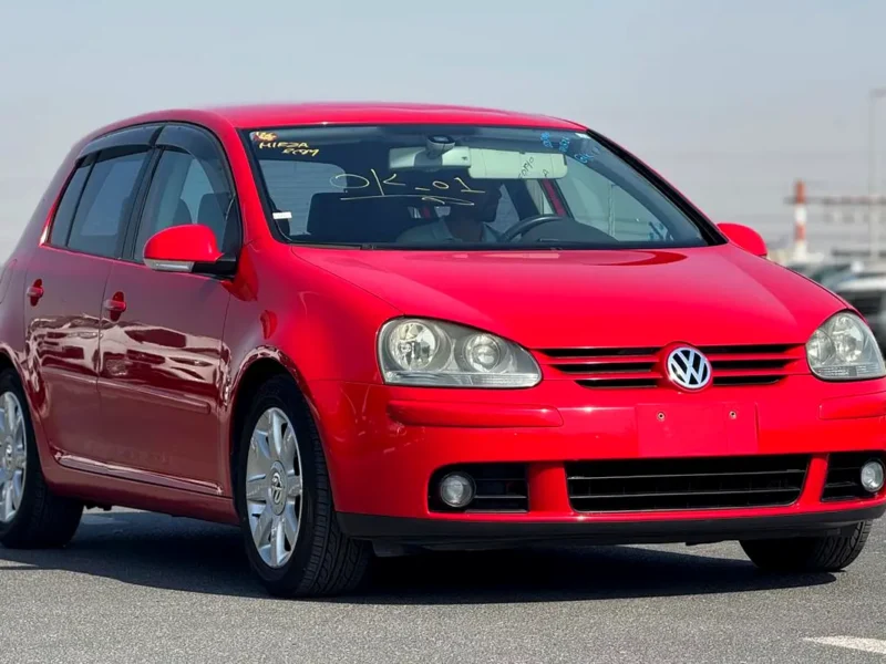 2004 Volkswagen Golf GT 2.0 Litres Inline-4 Cylinder Petrol Engine Red Black Hatchback