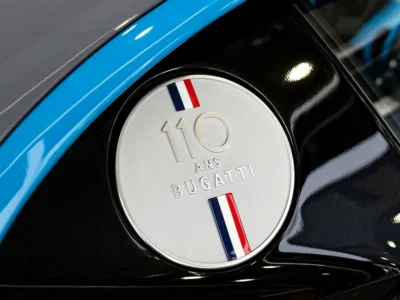 2019 Bugatti Chiron Standard 8.0-liter 16-Cylinder Petrol Engine Grey Blue Sports Car