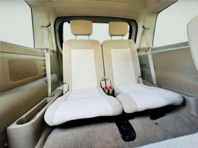 2008 Ford Explorer XLT 4.0 Litres V6 Petrol Engine Silver Beige SUV Automatic Clean Car