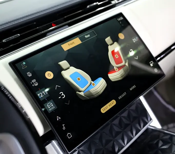 2024 Land Rover Range Rover HSE P530 4.4L Twin-Turbocharged V8 Petrol Black SUV