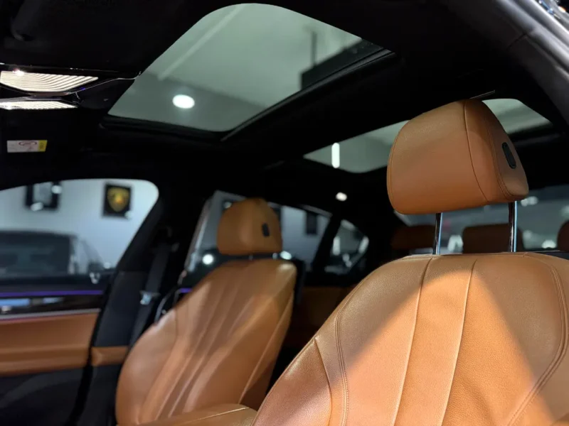 2022 BMW 7-Series 730Li 2.0 Litres 4-cylinder Turbo Petrol Engine Black Tan Sedan