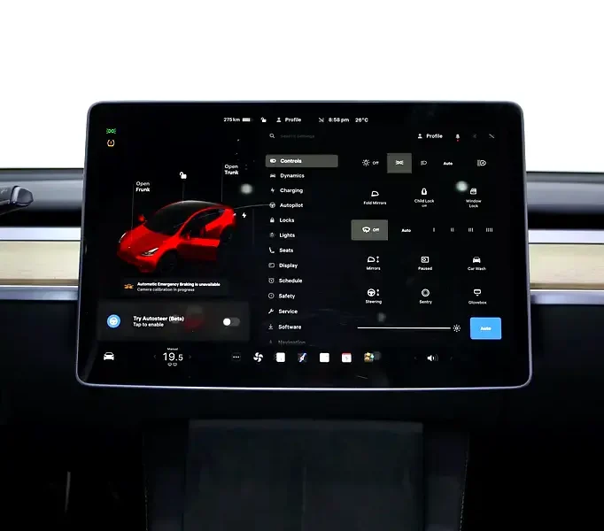 2024 Tesla Model Y Electric Vehicle Red Black Coupe 350 - 450 KM Range