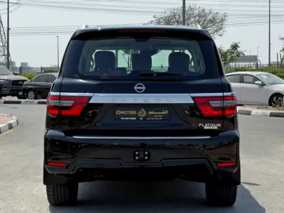 2022 Nissan Patrol LE Platinum City 5.6 Litre V8 Petrol Engine Black Red SUV GCC Specs