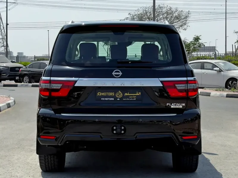 2022 Nissan Patrol LE Platinum City 5.6 Litre V8 Petrol Engine Black Red SUV GCC Specs