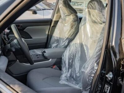 2026 Toyota Highlander LE 2.5L 4-Cylinder Hybrid Engine Black Grey SUV