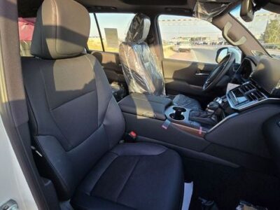 2026 Toyota Land Cruiser 300 GXR 3.3L V6 Twin Turbo Diesel Engine White Black SUV GCC Specs