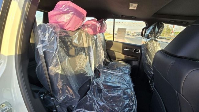 2026 Toyota Land Cruiser 300 GXR 3.3L V6 Twin Turbo Diesel Engine White Black SUV GCC Specs