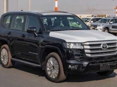 2026 Toyota Land Cruiser 300 GXR 3.3L V6 Twin Turbo Diesel Engine Black SUV GCC Specs