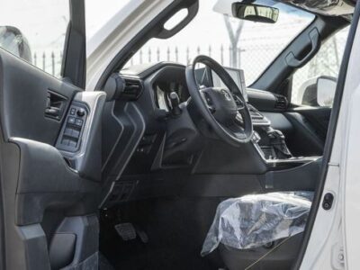 2026 Toyota Land Cruiser GXR 4.0 Litres V6 Petrol Engine White Black SUV GCC Specs