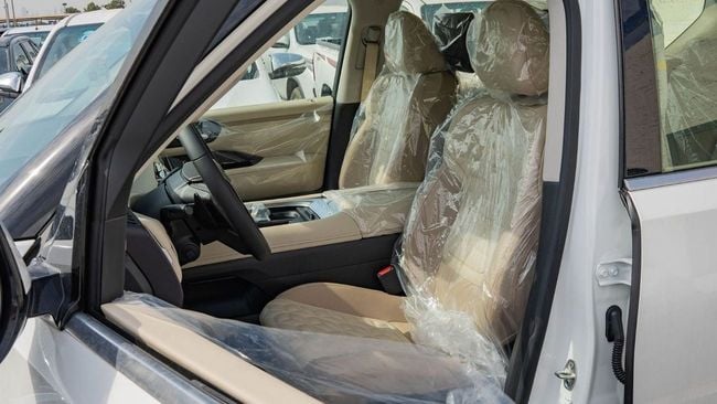 2026 Nissan Patrol SE Platinum 3.8 Litres V6 Petrol Engine White Beige SUV GCC Specs