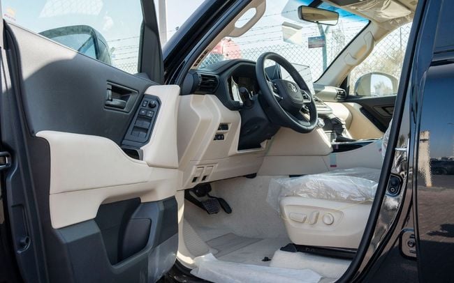2026 Toyota Land Cruiser GXR 3.5 Litres V6 Twin-Turbo Petrol Engine Black Beige SUV GCC Spec