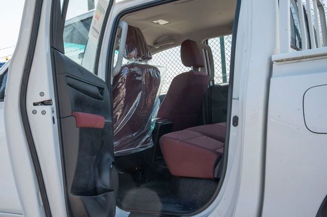 2026 Toyota Hilux DLX 2.4 Litres 4 Cylinders Diesel Engine White Red Pickup Truck GCC