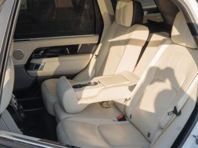 2020 Land Rover Range Rover Vogue 5.0-liter V8 Supercharged Engine White Beige SUV