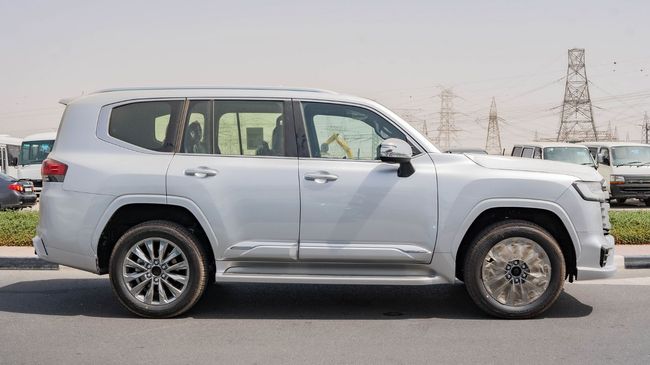 2026 Toyota Land Cruiser VXR 3.5 Litres V6 Twin Turbo Petrol Engine Silver Red SUV GCC