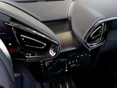 2025 Ferrari 12Cilindri 6.5L V12 Petrol Engine Blue White Sports Car CARBON BODY KIT