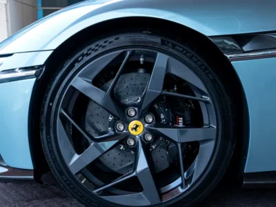 2025 Ferrari 12Cilindri 6.5L V12 Petrol Engine Blue White Sports Car CARBON BODY KIT