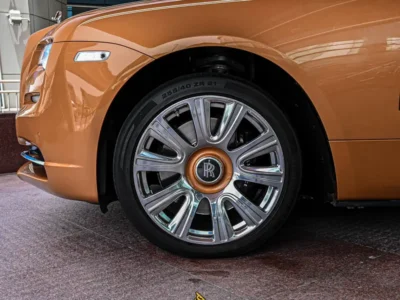 2017 Rolls-Royce Dawn Standard 6.6-liter twin-turbo V12 Engine Tan Convertible