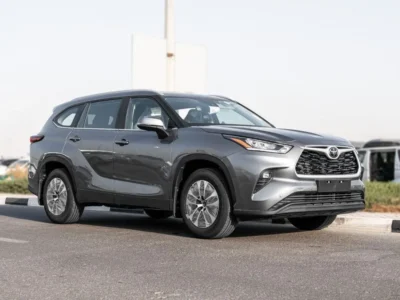 2026 Toyota Highlander GLE 2.5L 4-Cylinder Hybrid Engine Grey SUV GCC Specs