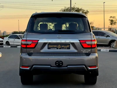 2024 Nissan Patrol LE Platinum 5.6-liter V8 Petrol Engine Grey Red SUV GCC Specs