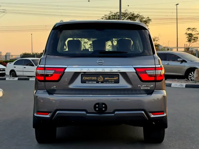 2024 Nissan Patrol LE Platinum 5.6-liter V8 Petrol Engine Grey Red SUV GCC Specs