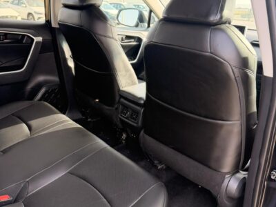 2024 TOYOTA RAV 4 LE 4X4 2.5 Litres V4 Petrol Engine Black SUV Automatic USA Specs