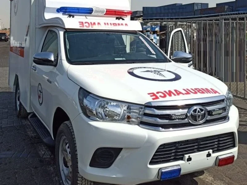 2026 Toyota Hilux Single Cabin 2.7L 4-Cylinder Petrol Ambulance White Grey Truck
