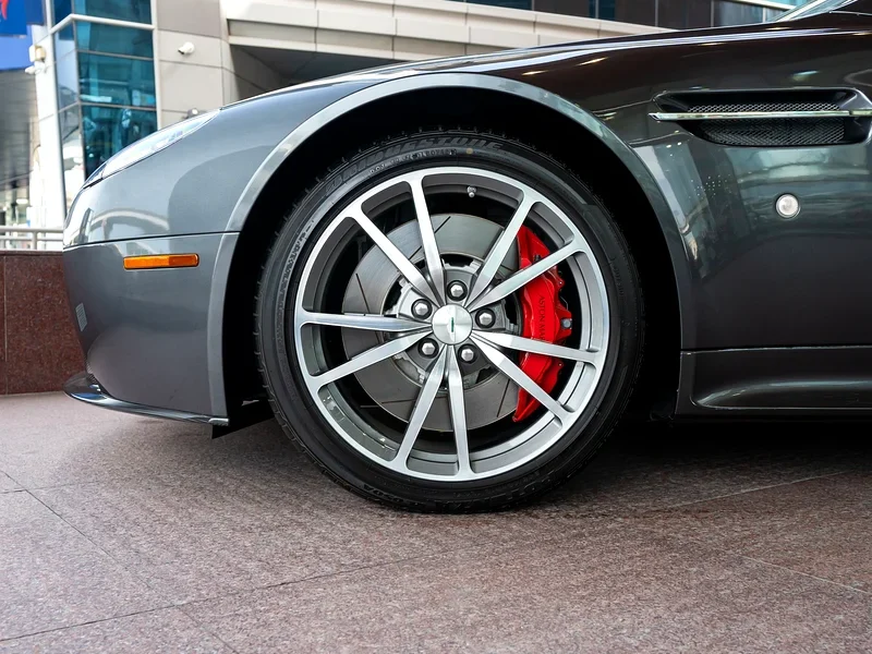 2016 Aston Martin Vantage S Roadster 4.7 Litres V8 Petrol Engine Grey Red Convertible