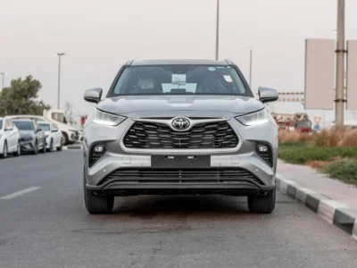 2026 Toyota Highlander GLE 2.5L 4-Cylinder Hybrid Engine Silver Grey SUV GCC Specs