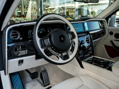 2025 Rolls-Royce Cullinan Black Badge 6.75-liter Twin-Turbocharged V12 Engine White SUV