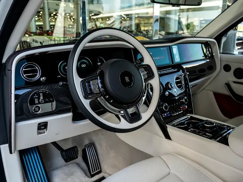 2025 Rolls-Royce Cullinan Black Badge 6.75-liter Twin-Turbocharged V12 Engine White SUV