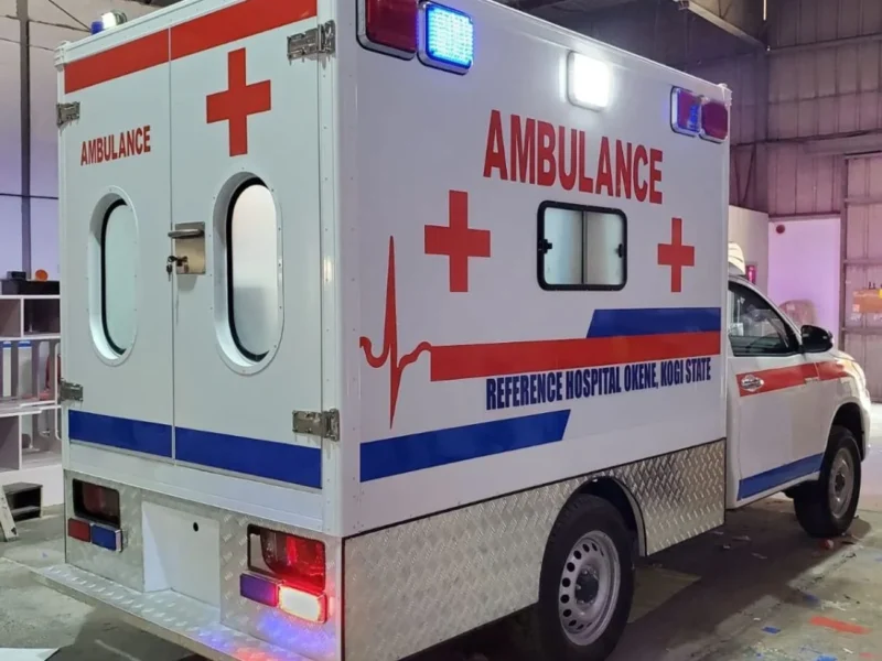 2026 Toyota Hilux Single Cabin 2.7L 4-Cylinder Petrol Ambulance White Grey Truck