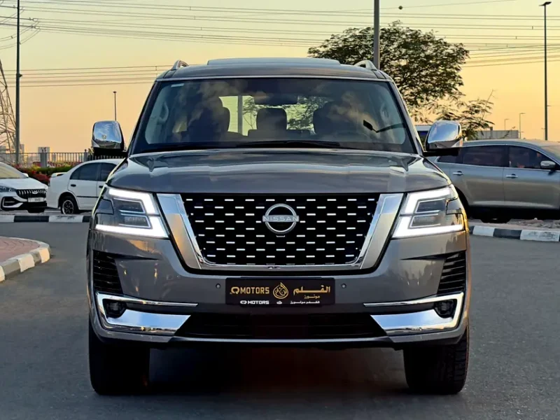 2024 Nissan Patrol LE Platinum 5.6-liter V8 Petrol Engine Grey Red SUV GCC Specs