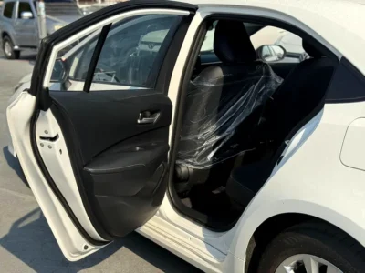 2025 TOYOTA COROLLA 1.8L 4 Cylinders HYBRID Engine White Black Sedan Automatic