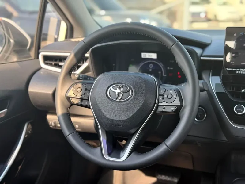 2025 TOYOTA COROLLA 1.8L 4 Cylinders HYBRID Engine White Black Sedan Automatic