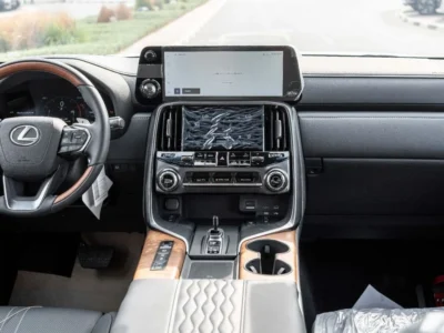 2026 Lexus LX700h VIP 3.5L Twin-Turbo V6 Hybrid Engine Black SUV GCC Specs