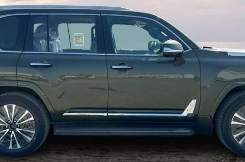 2026 Lexus LX700h Urban 3.5L V6 Twin-Turbo Hybrid Engine Green Red SUV GCC Specs