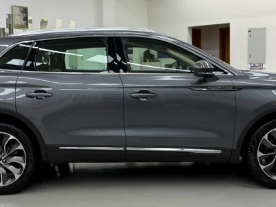 2022 Lincoln Nautilus Premier 2.0L turbocharged Inline-four-Cylinder Engine Grey Beige SUV