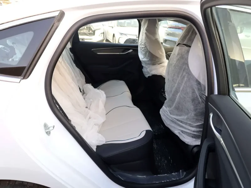 2025 BYD Destroyer 05 Other 1.5 litres 4 Cylinder Plug in Hybrid Engine White Beige SUV