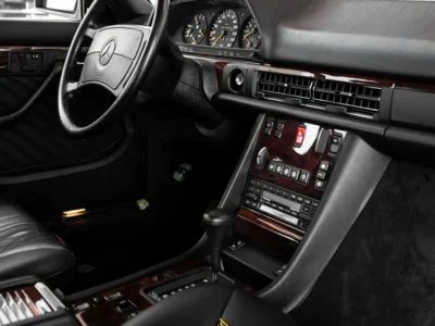 1991 Mercedes-Benz 500 SEL 5.0 Litres V8 Petrol Engine Grey Black Luxury Sedan