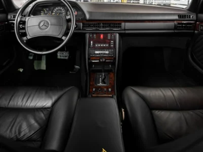 1991 Mercedes-Benz 500 SEL 5.0 Litres V8 Petrol Engine Grey Black Luxury Sedan