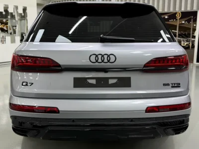 2021 Audi Q7 55 TFSI quattro S line Black Edition 3.0-liter V6 Turbo Petrol Engine Silver Black SUV
