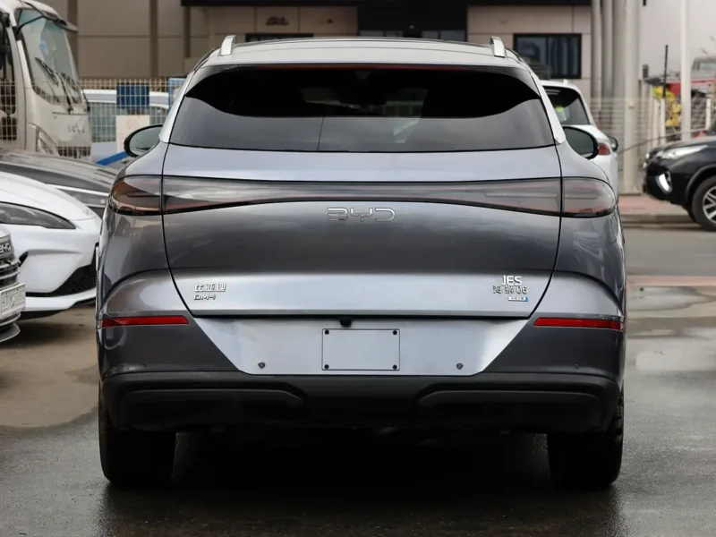 2025 BYD Sealion 06 DM-i 1.5 litres 4 Cylinder Plug in Hybrid Engine Grey Black SUV