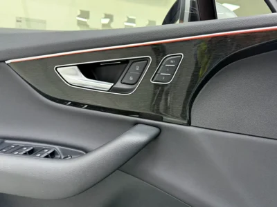 2021 Audi Q7 55 TFSI quattro S line Black Edition 3.0-liter V6 Turbo Petrol Engine Silver Black SUV