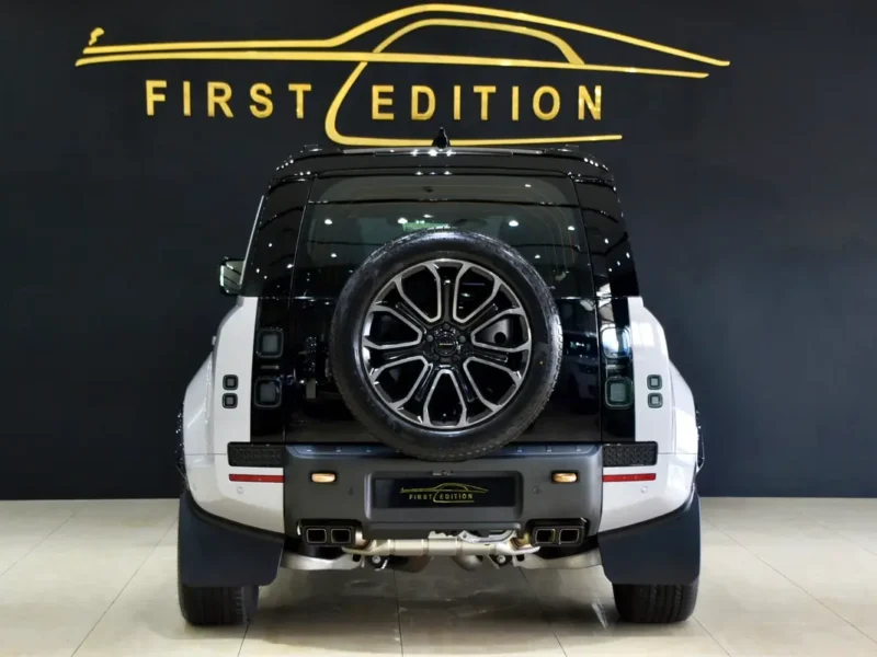 2026 Land Rover Defender 110 OCTA 4.4-liter twin-turbo V8 Engine White Tan SUV