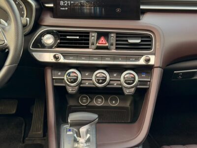 2022 GENESIS G70 Prestige 2.0T AWD 2.0 L V4 Turbo Petrol Engine White Brown Sedan