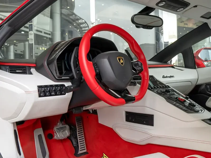 2018 Lamborghini Aventador S Coupe 1 OF 1 6.5-liter V12 Engine Red White Sports Car