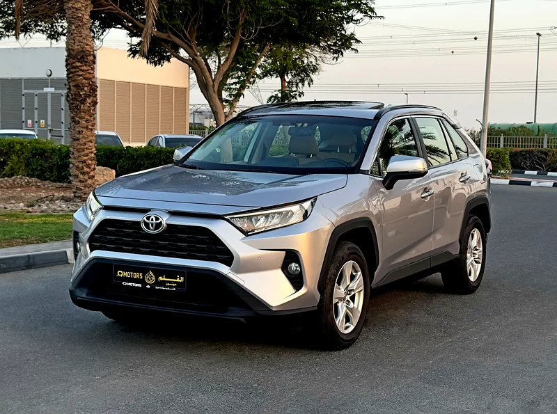 2019 Toyota RAV 4 Other 2.5-litre 4-cylinder Petrol Engine Grey Tan Crossover GCC Specs